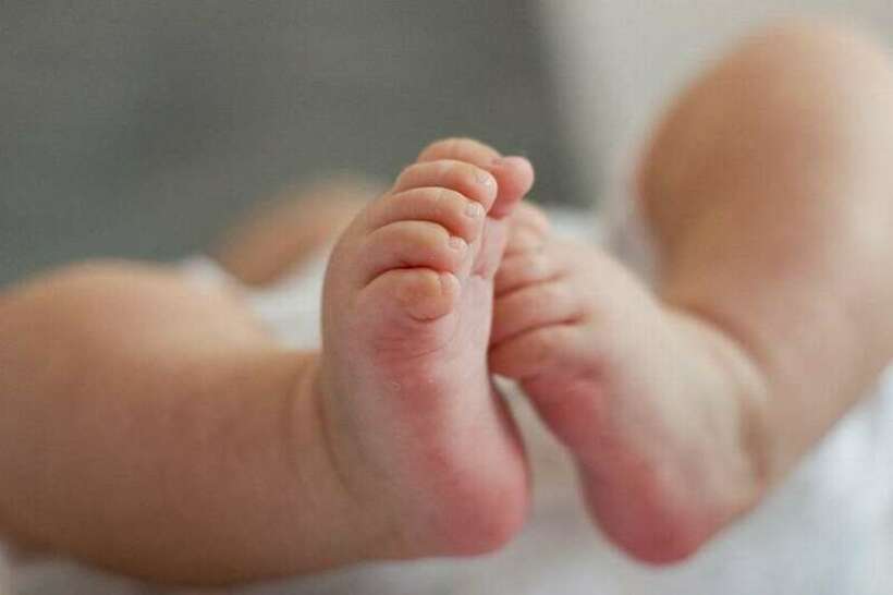 Родено првото бебе со тројца родители во Британија