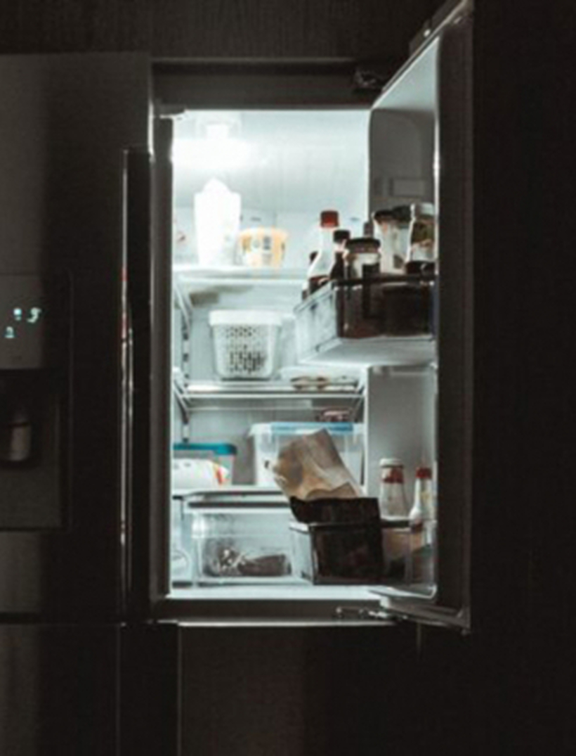 Зошто во фрижидерот има светло, но не и во замрзнувачот?