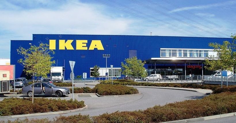 „Ikea“ има проблеми со испораката во Британија поради недостатокот на возачи