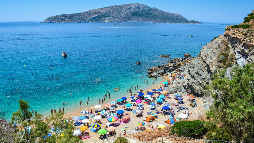 Грција годинава им нуди бесплатен одмор на 25.000 лица, еве кои се условите