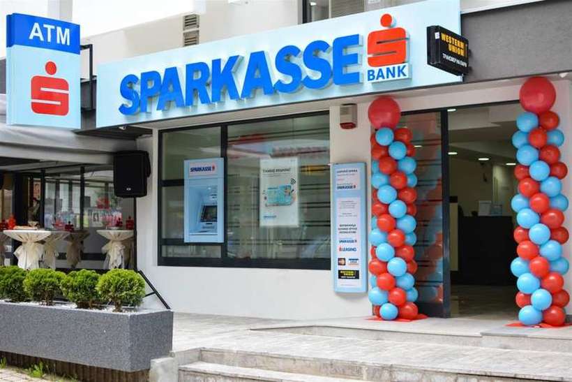 Шпаркасе Банка вработува во Скопје и Охрид