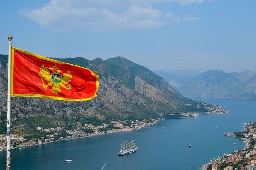 Доколку планирате одмор во Црна Гора ова би требало да го знаете: Носењето маски е задолжително на овие места, а еве кои мерки сè уште важат
