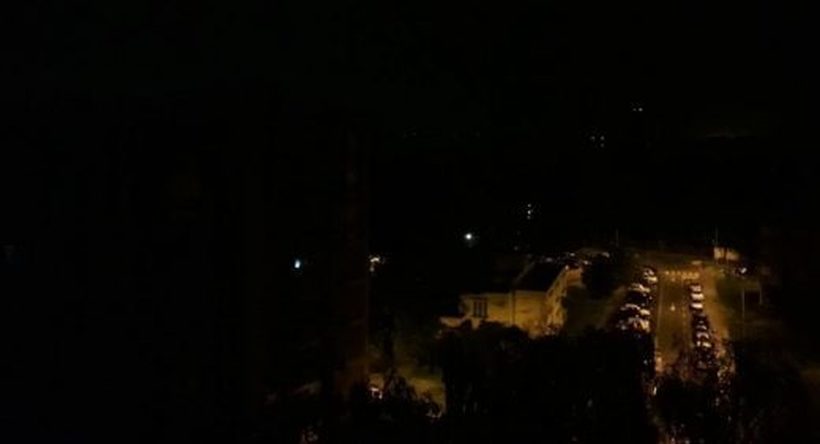 Половина Скопје утре без струја