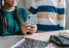 Во Србија се бара забрана за мобилни телефони во училниците