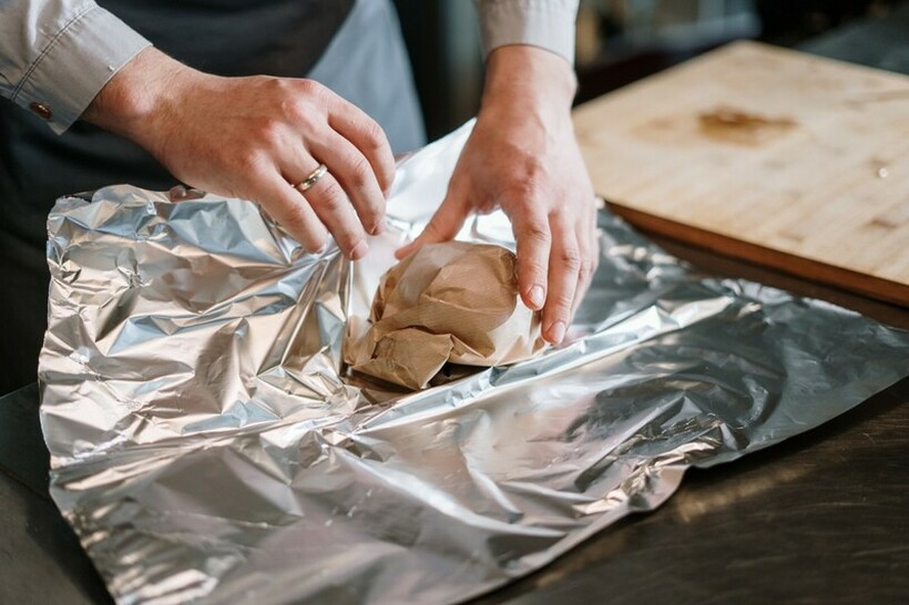 When You Shouldn't Use Aluminum Foil for Leftovers