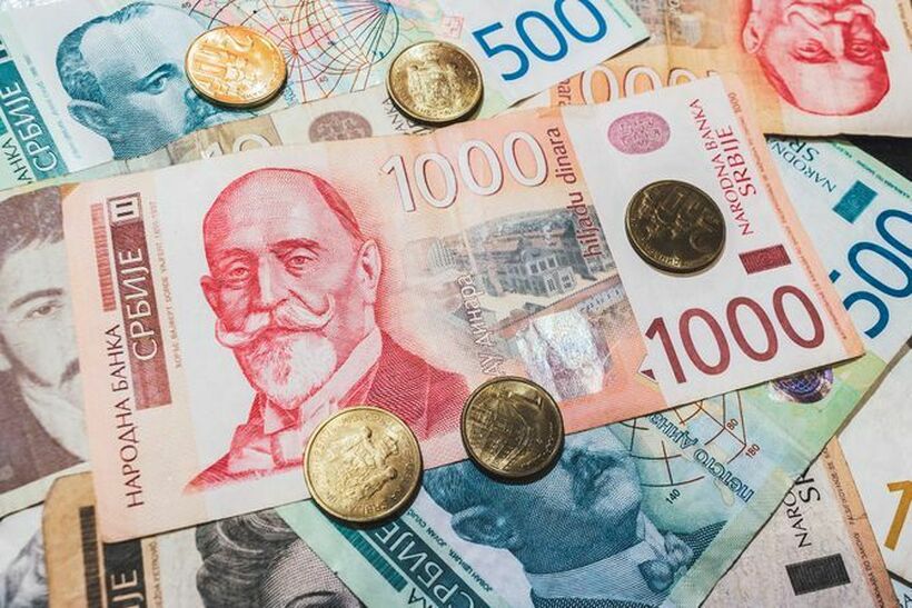 Просечната плата во Србија во 2025 година ќе биде поголема од 1.000 евра