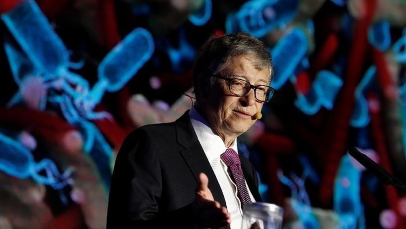 Бил Гејтс: Животот ќе се нормализира откако ќе се обезбеди вакцина за коронавирусот - еве кога може да се очекува