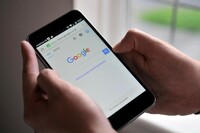 НОВИТЕТ НА „GOOGLE": Со ова никогаш нема да се изгубите во трговски или да останете гладни на аердром