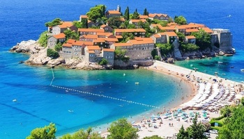 Црногорците очекуваат голем бран туристи од Македонија – може да патувате и само со лична карта!