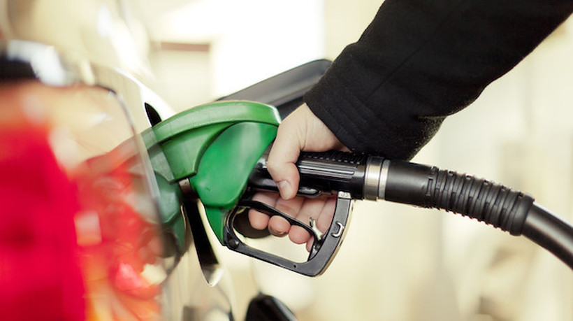 Во Луксембург со една плата може да купите 3000 литри бензин