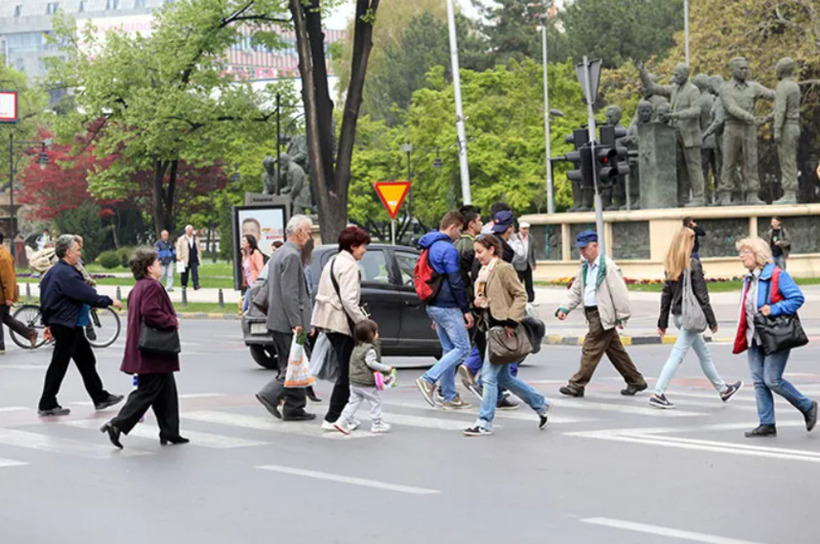 Внимавајте каде поминувате улица! Напишани 197 казни на пешаци!