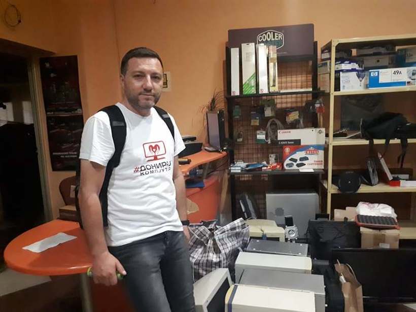 Борче Стаменов од #ДонирајКомпјутер наскоро ќе прослави јубилеј – 2.000 подарени компјутери