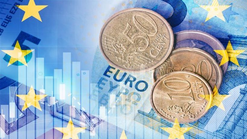 Еврото на најниско ниво во однос на доларот од 2017 година