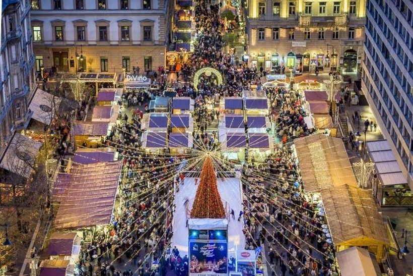 Кој град во Европа го има најдобриот Божиќен пазар?