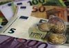 Црногорците имаат просечна плата од 707 евра