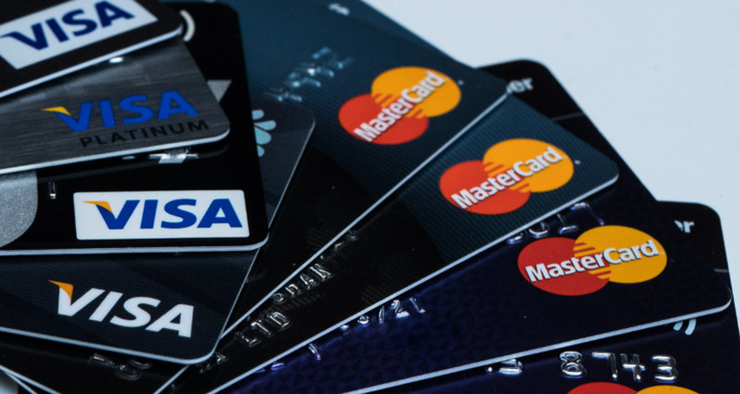Надминат е проблемот поврзан со картичните брендови VISA и MasterCard