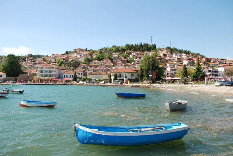 Езерото им е во дворот, ама тие сакаат море – каде најчесто летуваат жителите на Охрид, Струга, Дојран и Преспа?
