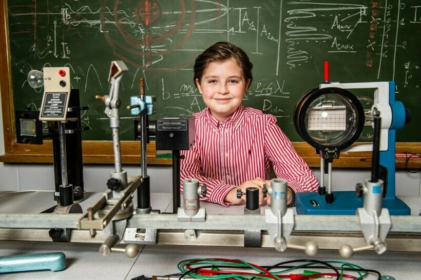 МАЛИОТ БЕЛГИСКИ„АЈНШТАЈН“: Лоран има само 12 години, летово заврши магистратура по квантна физика и ќе запише докторски студии