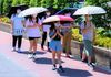 Децата во Јапонија ќе добијат специјално направени чадори кои ќе ги штитат од жештините