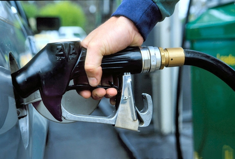 Регулаторна ги објави намалените цени на горивата по законските интервенции