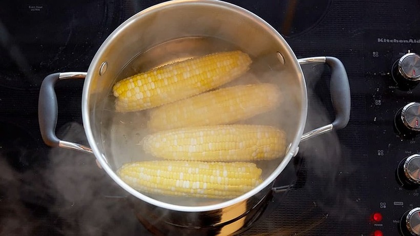 Варената пченка може да го излечи целото тело: Сите правиме една иста грешка кога ја вариме!