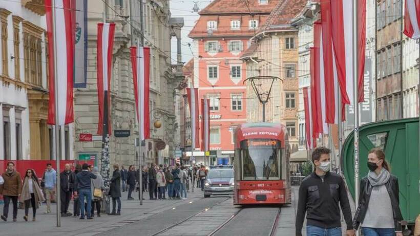 Австрија планира да ги укине сите забрани поврзани со ковид