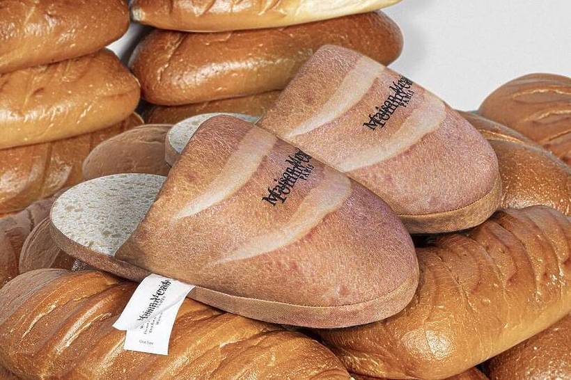 Влечки во форма на леб за 95 евра