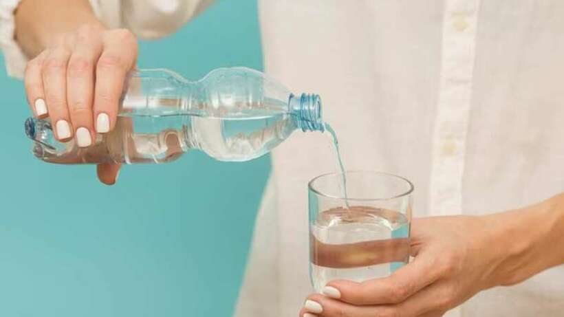 Дали пиете доволно вода: 5 начини да бидете сигурни дека сте хидрирани