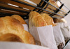 Казни од 800 до 10.000 евра за непочитување на Одлуката за цената на лебот