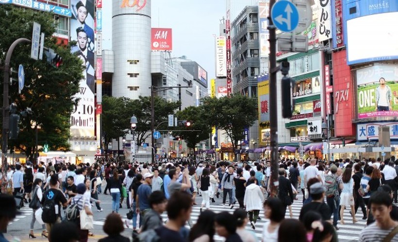 Јапонија ги отвора границите за странски работници