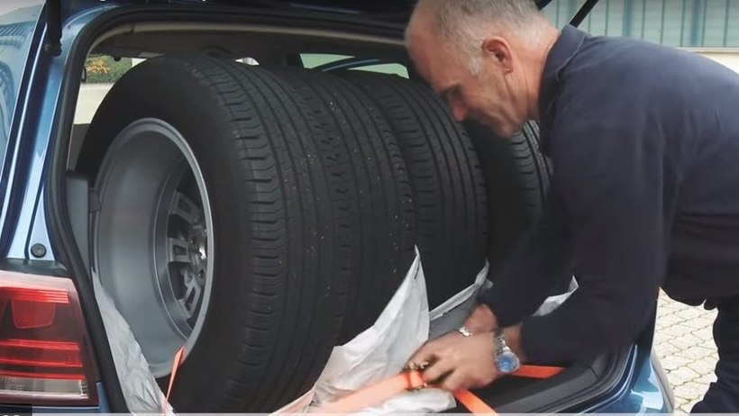 Како правилно да ги чувате летните гуми за време на зимата?