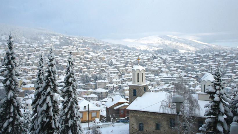 Во кои делови од Македонија има врнежи од снег?