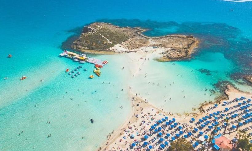 Кипар објави листа со земји за кои е дозволено патување на островот