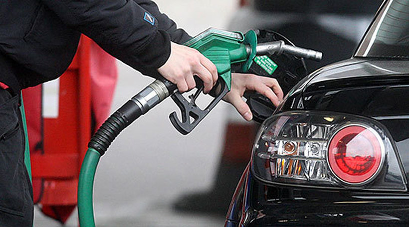 ВЕРУВАЛЕ ИЛИ НЕ - сега можеме да купиме повеќе литри бензин отколку пред 10 години!