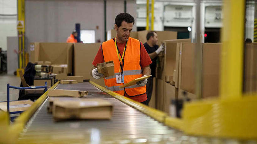 Amazon вработува 100.000 сезонски работници