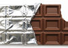 Зошто чоколадите се виткаат во алуминиумска фолија?