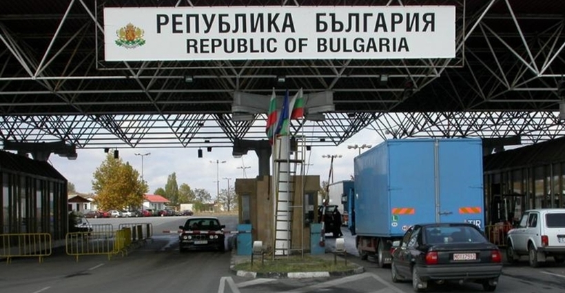 Бугарија од понеделник се затвора за патниците од неколку земји