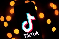 TikTok ќе ја дели заработката со креаторите