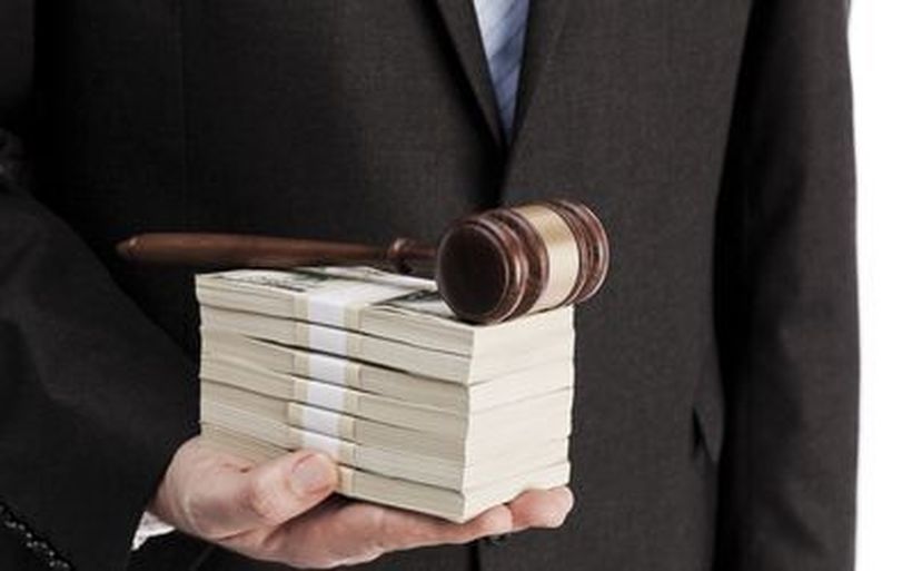 За адвокатите нема криза: Платите за почетници уриваат рекорди