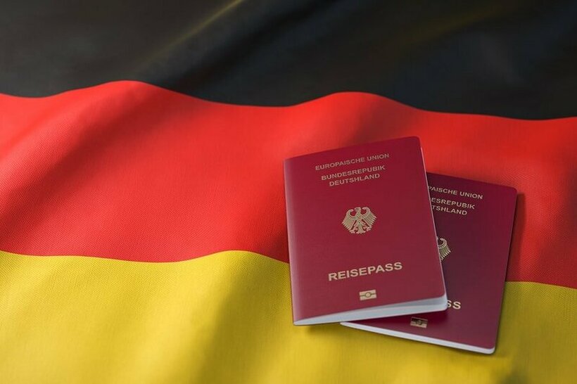 Наместо осум години, германско државјанство ќе се стекнува по пет години