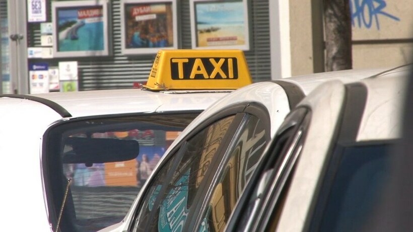 Празниците се идеално време за „грабеж“: Еве како да дознаете колку чини такси услугата