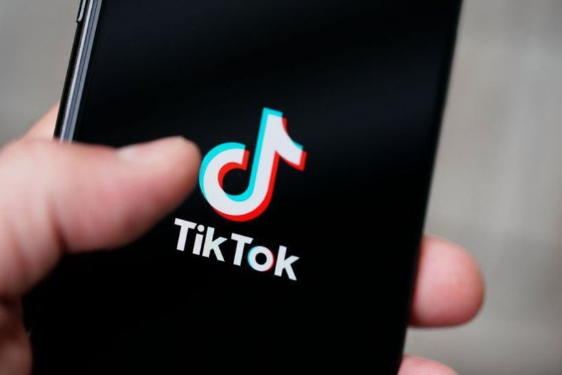 TikTok е најпопуларниот сајт на Интернет во 2021 година