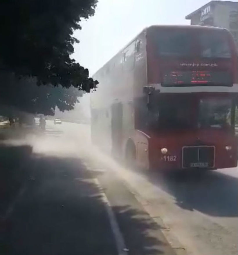 ВИДЕО: Се запали автобус на „Партизанска“