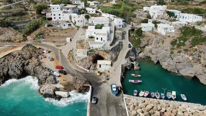Овој мал остров во Грција ве повикува да се преселите таму - ќе ви платат 20.000 долари