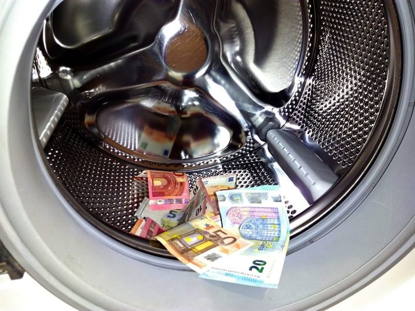 Најмоќната земја во Европа, рај "за перење пари"