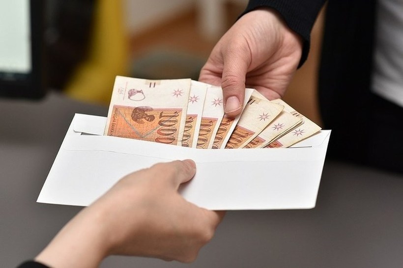 Ова се минималните плати во Европа: Еве на кое место се наоѓа Македонија
