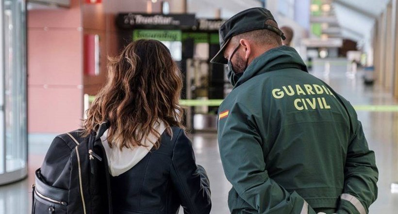 Шпанија ќе им ги врати парите на граѓаните казнети за прекршување на карантинот