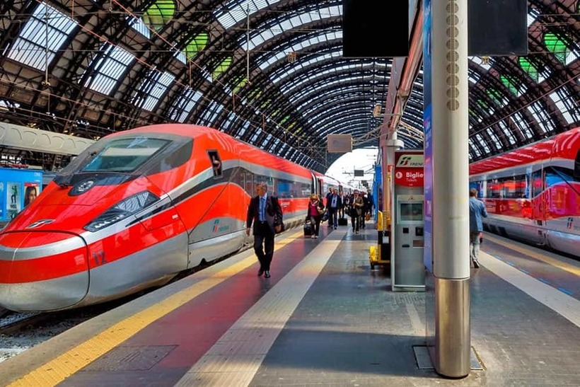 Швајцарските функционери на службени патувања ќе одат со воз