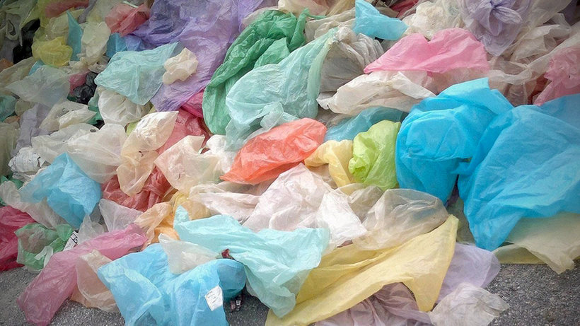 НОВ ЗАКОН: Пластичните кеси во продавниците ќе чинат 10 денари
