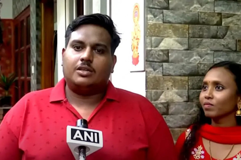 Добитник на лотарија од Индија размислува за селидба со семејството, му здодеале барањата на луѓето да им даде пари: „Посакувам да не победев“